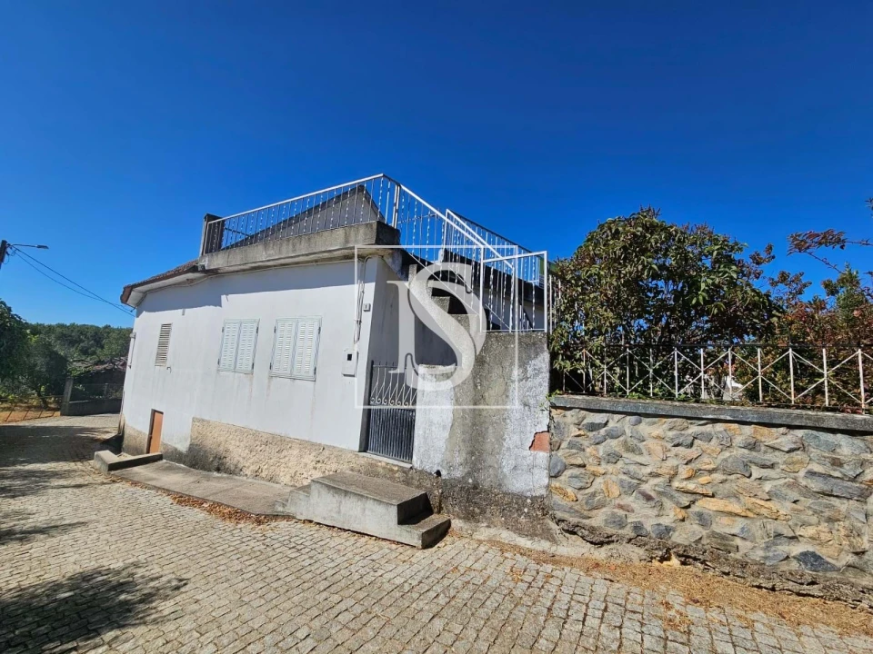 Moradia T3 para Venda em Parada e Faílde Foto 32