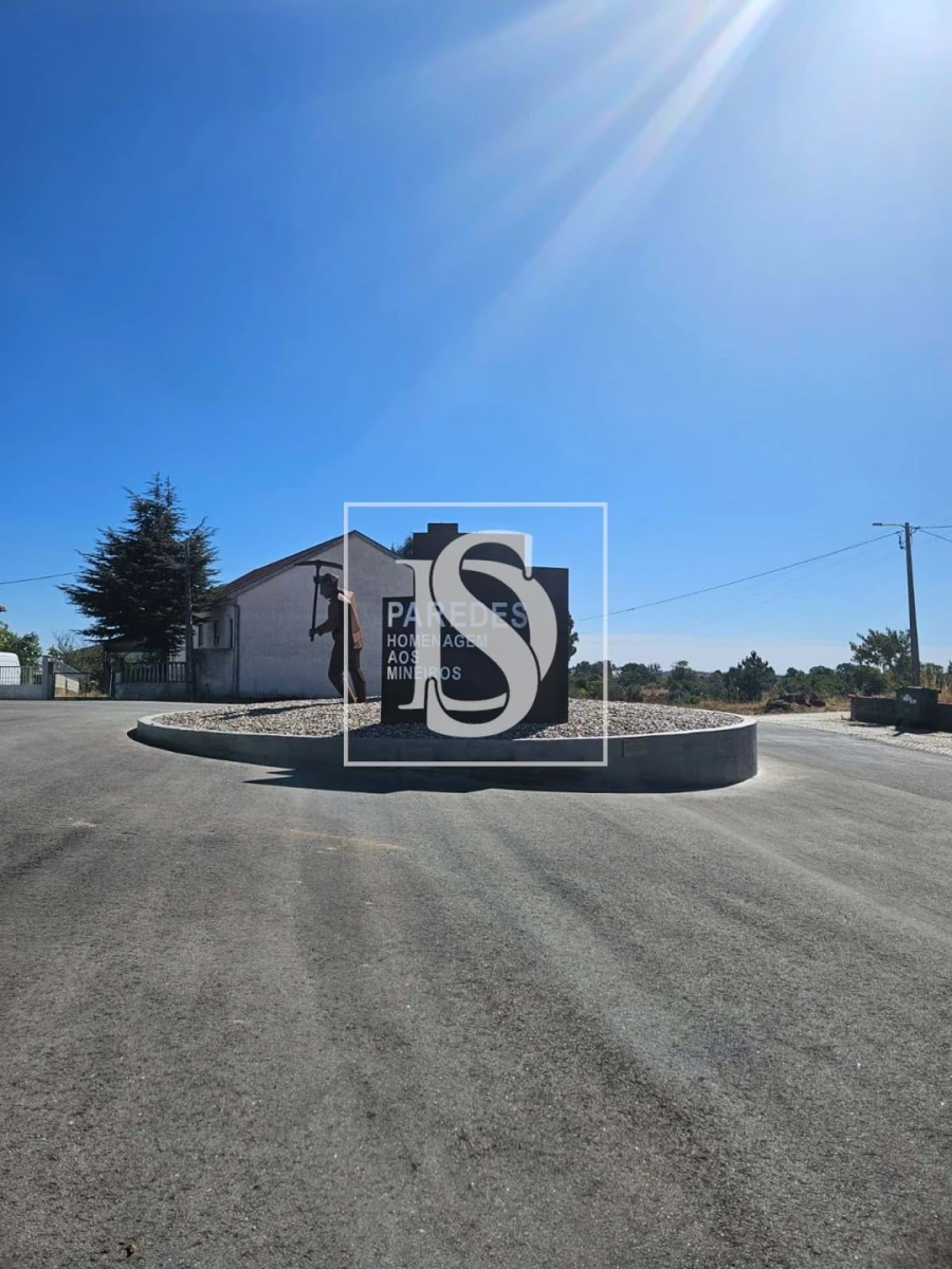 Moradia T3 para Venda em Parada e Faílde Foto 24