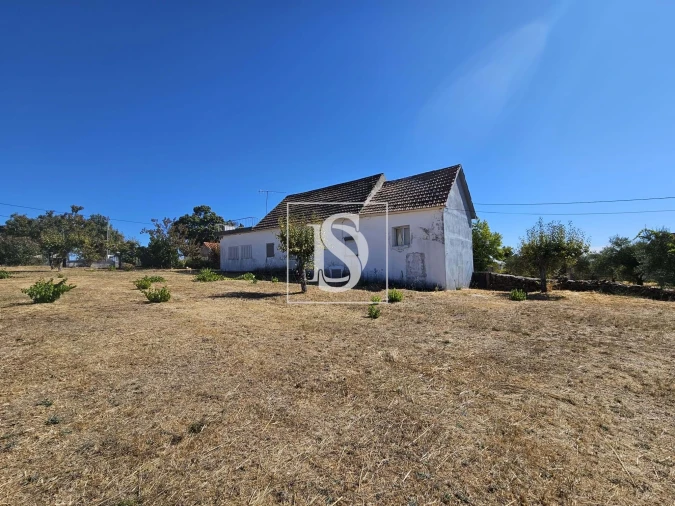 Moradia T3 para Venda em Parada e Faílde Foto 22