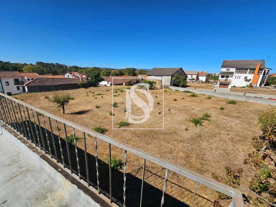 Moradia T3 para Venda em Parada e Faílde Foto 28