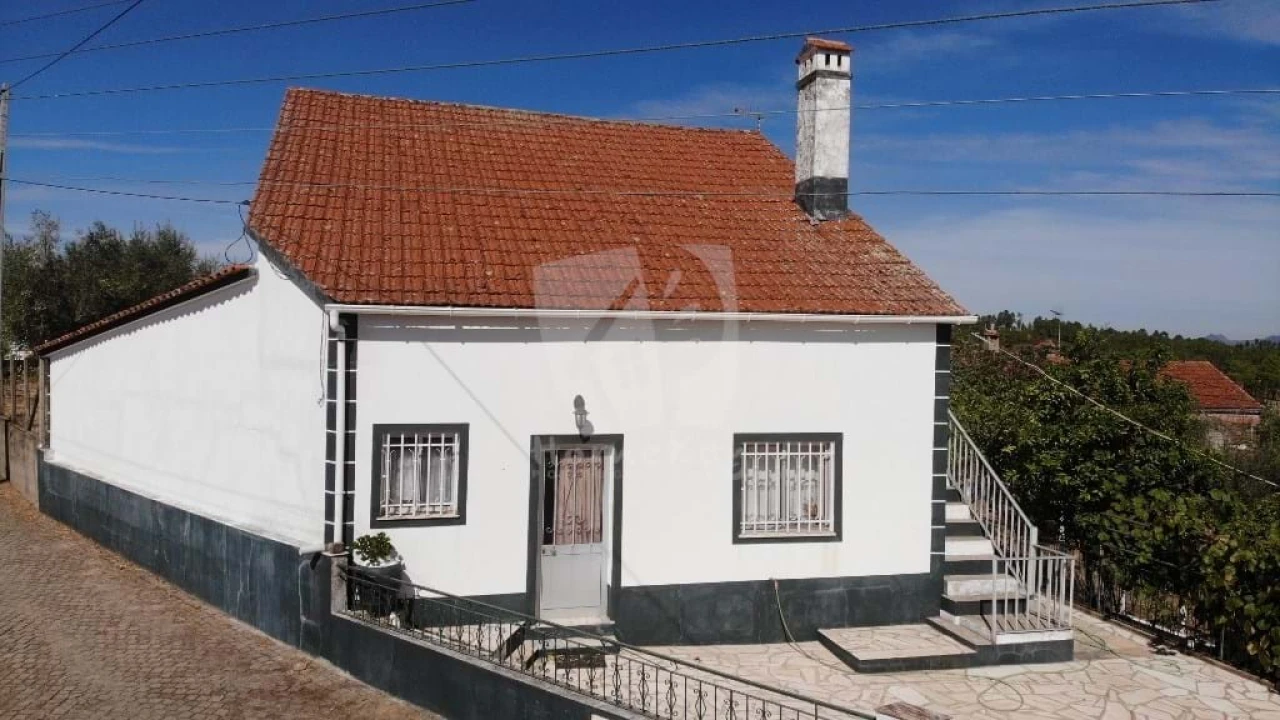 Moradia T3 para Venda em Santo Andre das Tojeiras Foto 2