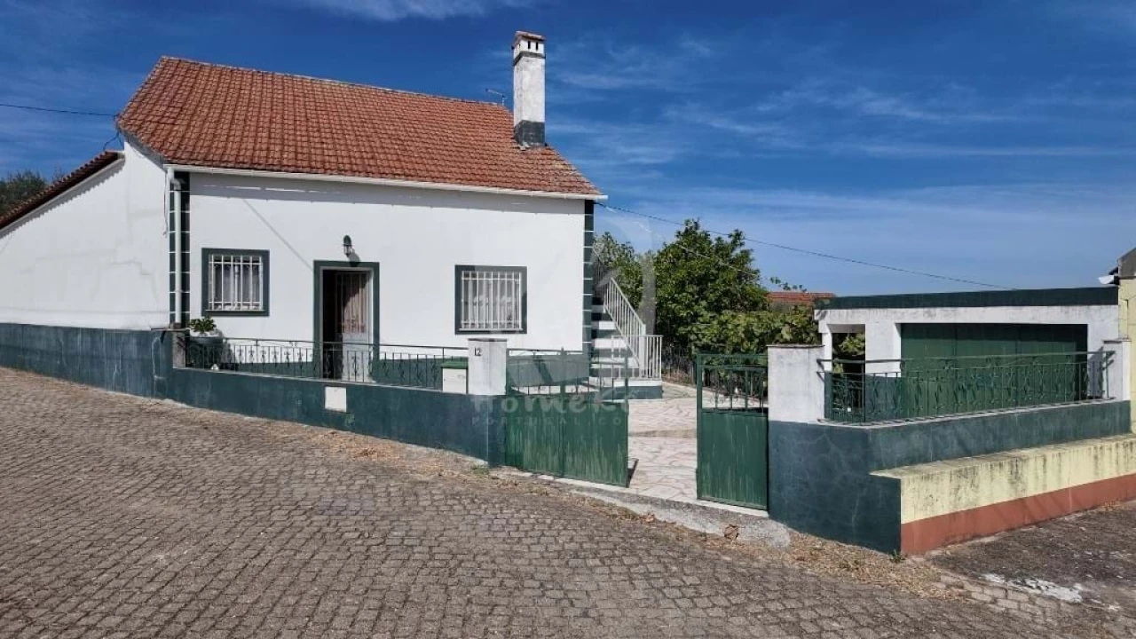 Moradia T3 para Venda em Santo Andre das Tojeiras Foto 1