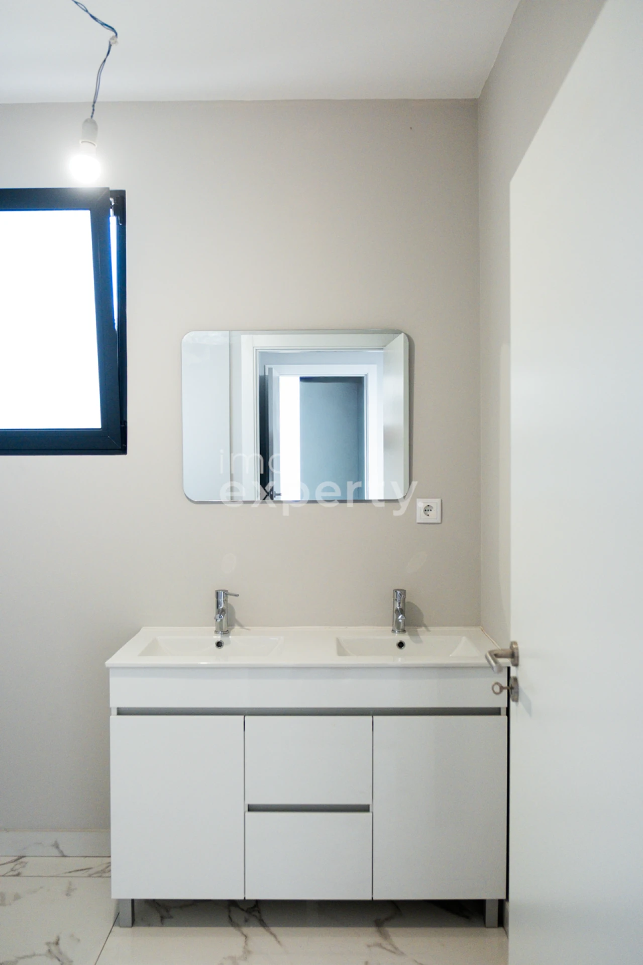 Moradia T3 para Venda em São Roque Foto 19