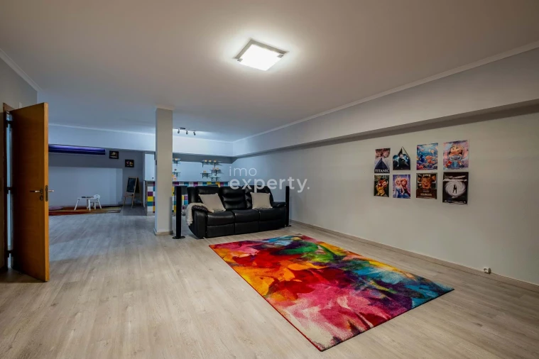 Moradia T4 para Venda em Agualva e Mira-Sintra Foto 14