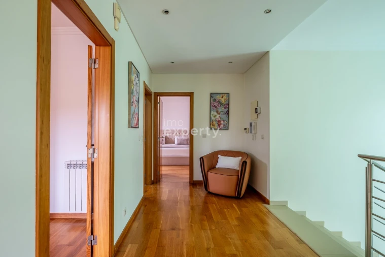 Moradia T4 para Venda em Agualva e Mira-Sintra Foto 42