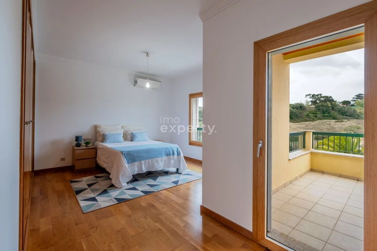 Moradia T4 para Venda em Agualva e Mira-Sintra Foto 34