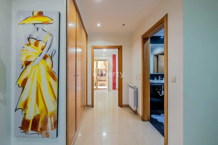 Moradia T4 para Venda em Agualva e Mira-Sintra Foto 49