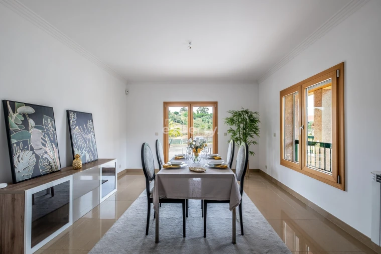 Moradia T4 para Venda em Agualva e Mira-Sintra Foto 54