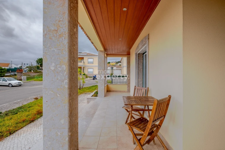 Moradia T4 para Venda em Agualva e Mira-Sintra Foto 6