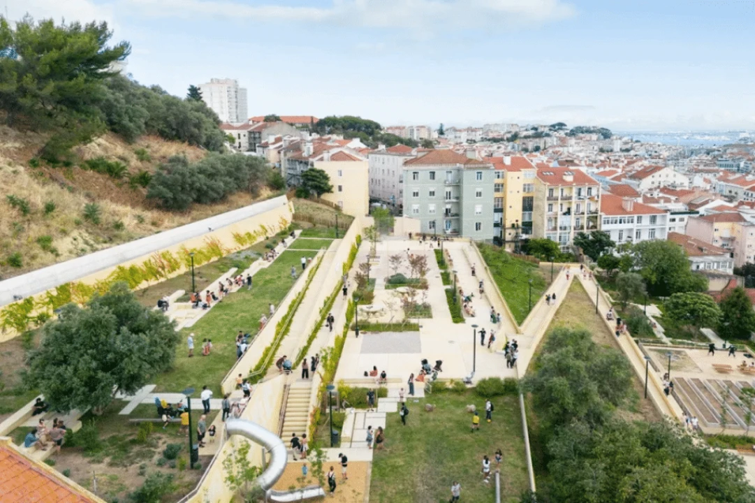 Apartamento T2 para Venda em Arroios Foto 14