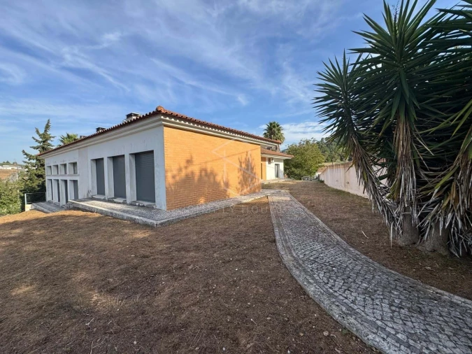 Moradia T3 para Venda em Benedita Foto 3