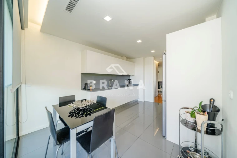 Apartamento T2 para Venda em Nogueiró e Tenões Foto 24