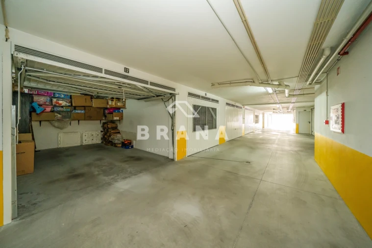 Apartamento T2 para Venda em Nogueiró e Tenões Foto 45