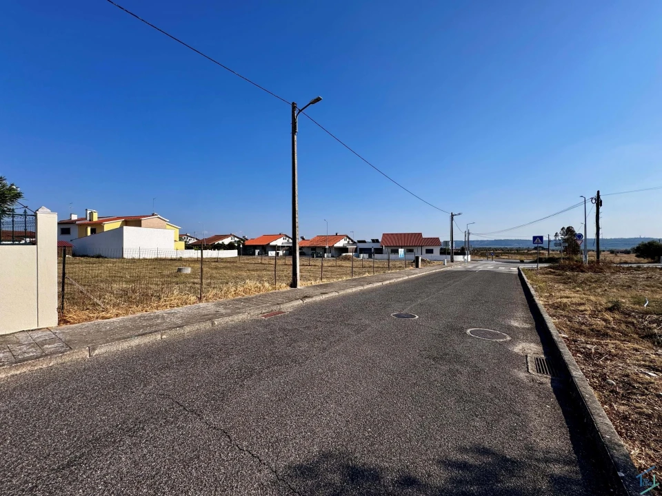 Terreno para Venda em Montalvo Foto 16