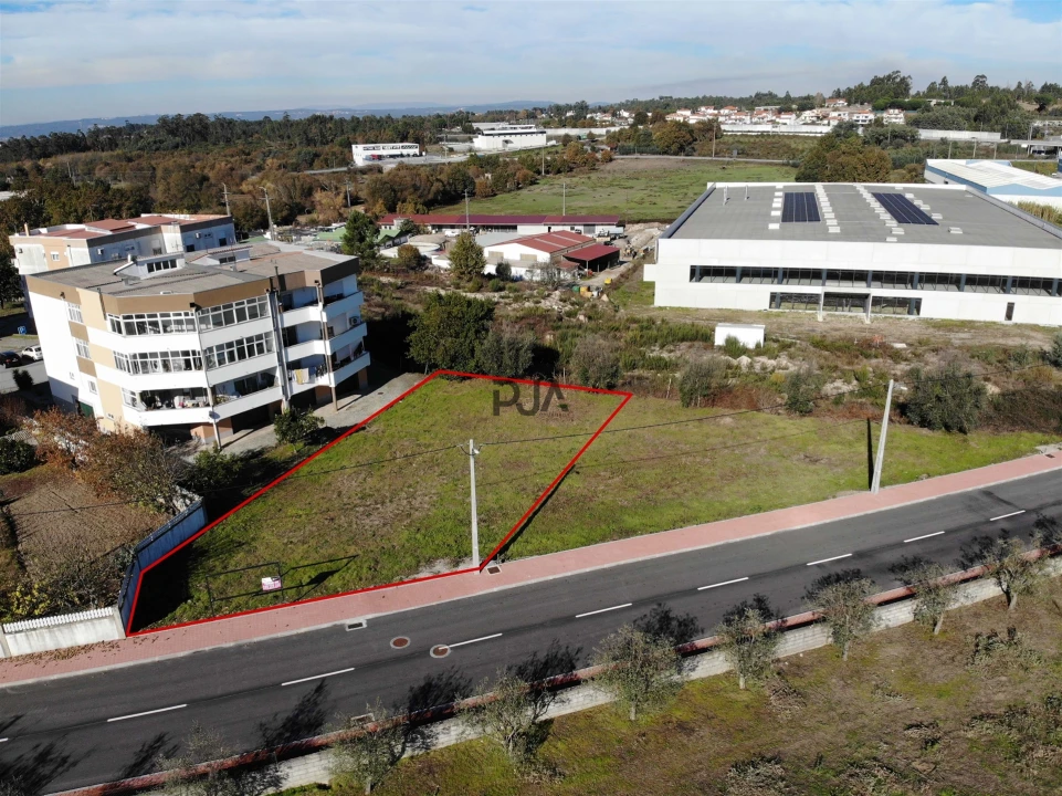 Terreno para Venda em Mangualde, Mesquitela e Cunha Alta Foto 1