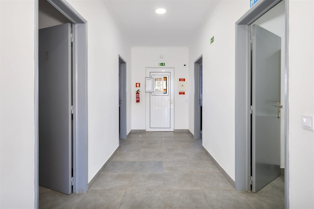 Moradia T4 para Venda em Ermidas-Sado Foto 5