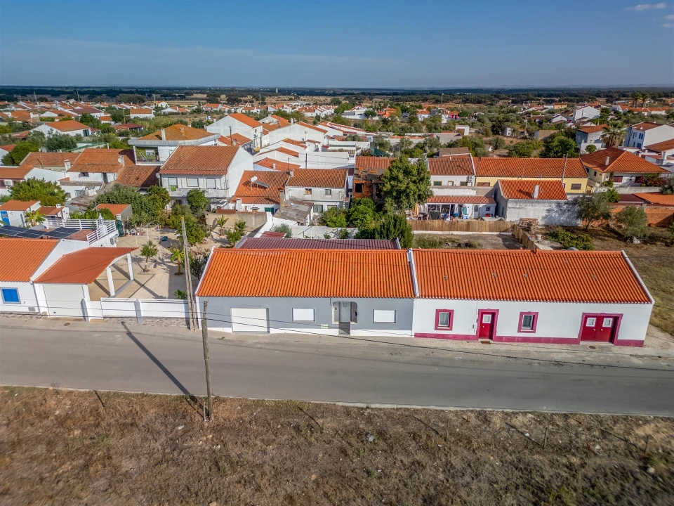 Moradia T4 para Venda em Ermidas-Sado Foto 2