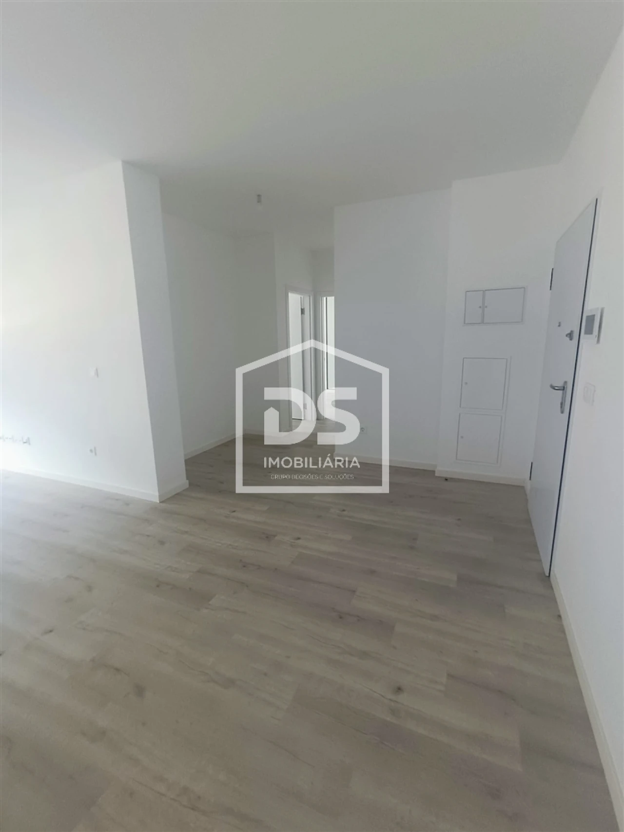Apartamento T2 para Venda em Machico Foto 2