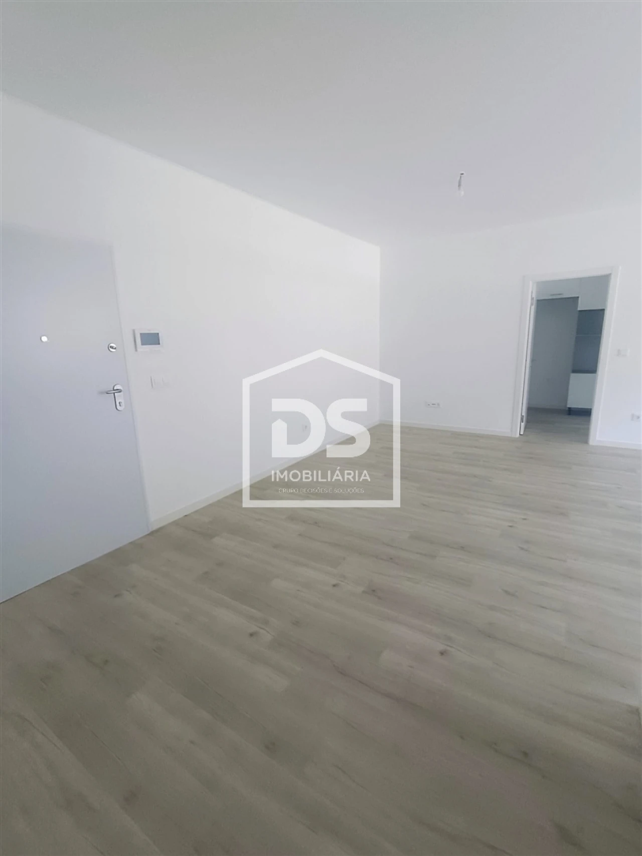 Apartamento T2 para Venda em Machico Foto 3