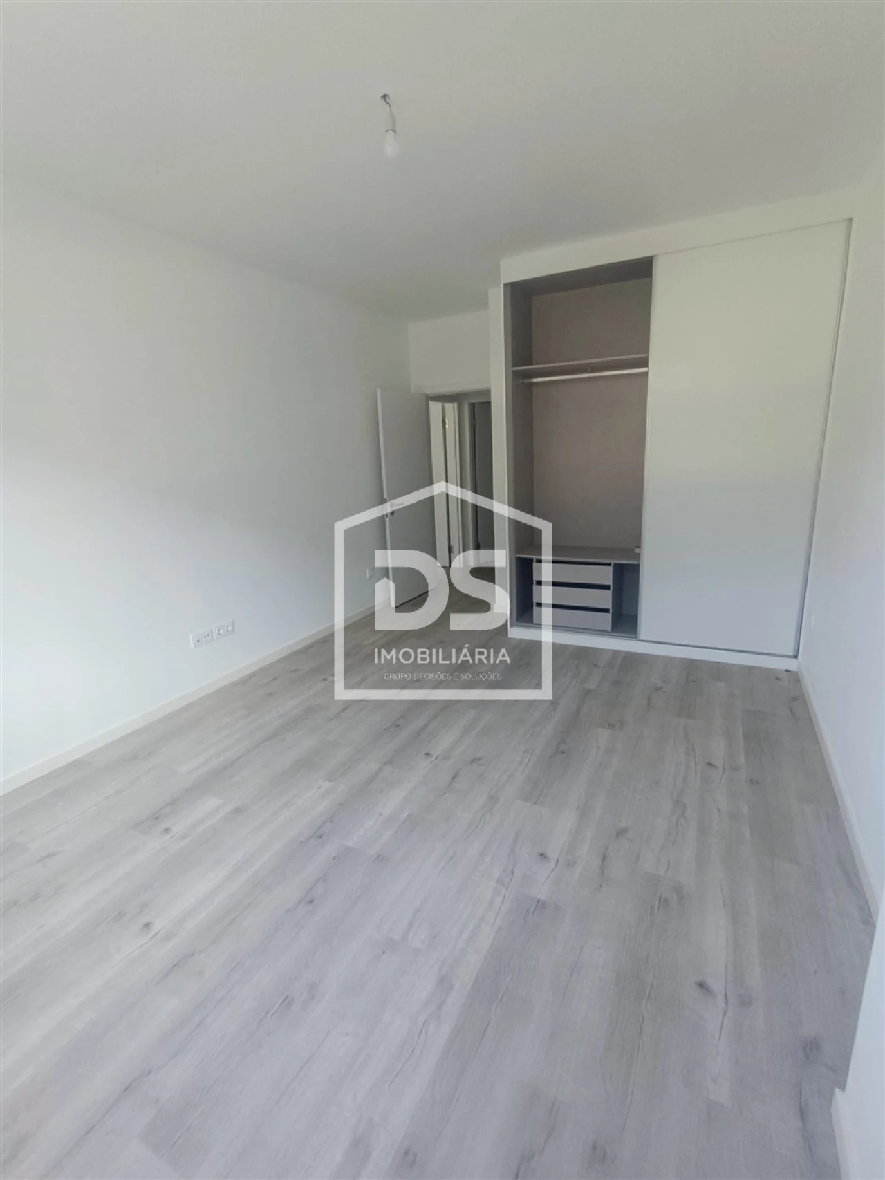Apartamento T2 para Venda em Machico Foto 4