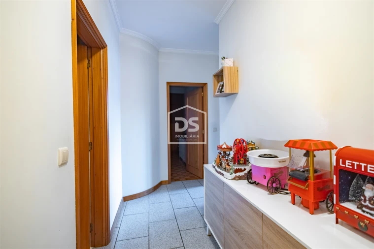 Apartamento T2 para Venda em Paredes Foto 10