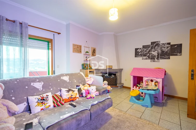 Apartamento T2 para Venda em Paredes Foto 14