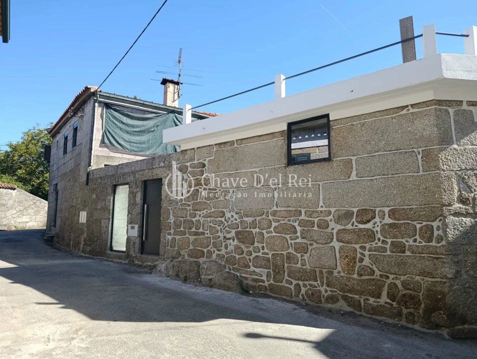 Moradia T3 para Venda em Faíl e Vila Chã de Sá Foto 2