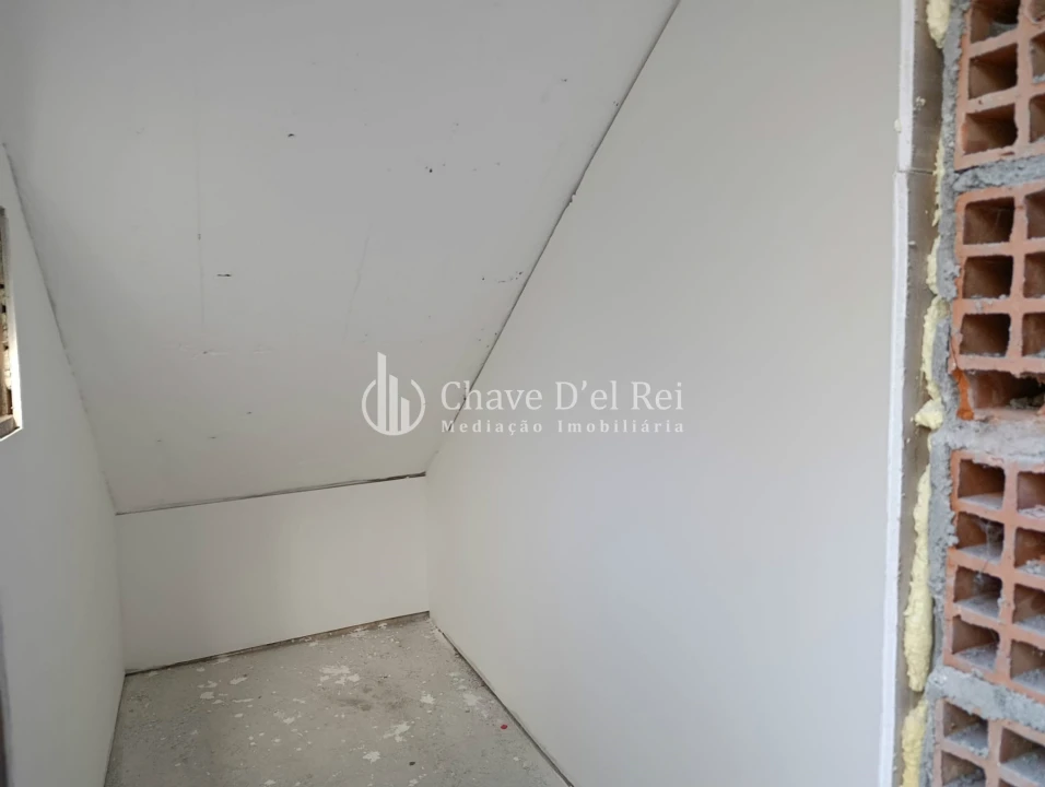 Moradia T3 para Venda em Faíl e Vila Chã de Sá Foto 11