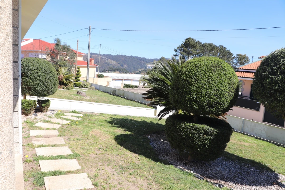 Moradia T0 para Venda em Lustosa e Barrosas (Santo Estêvão) Foto 51
