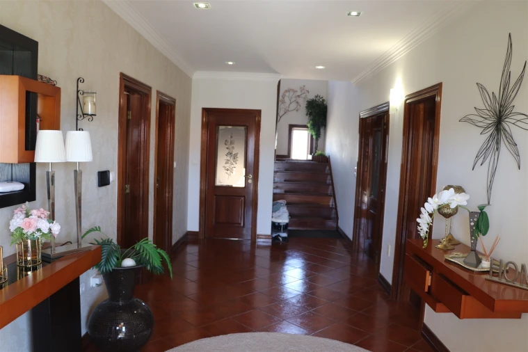 Moradia T0 para Venda em Lustosa e Barrosas (Santo Estêvão) Foto 11