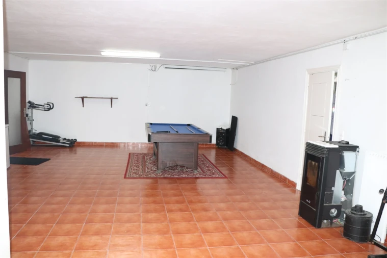 Moradia T0 para Venda em Lustosa e Barrosas (Santo Estêvão) Foto 45