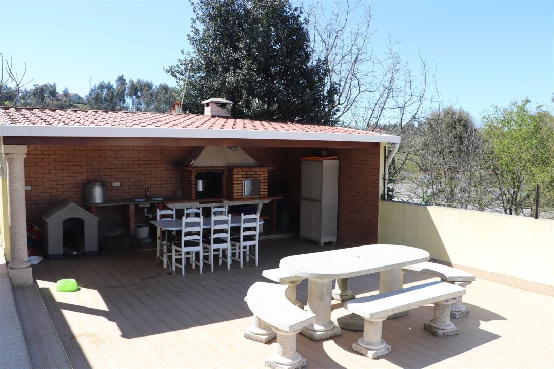 Moradia T0 para Venda em Lustosa e Barrosas (Santo Estêvão) Foto 10