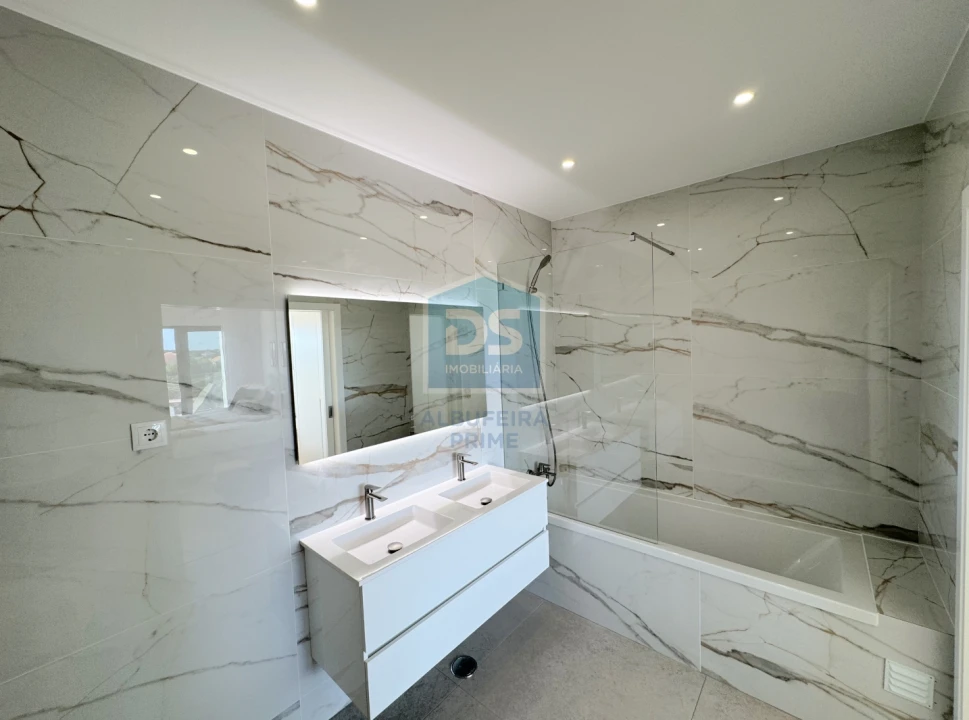 Apartamento T3 para Venda em Almancil Foto 39