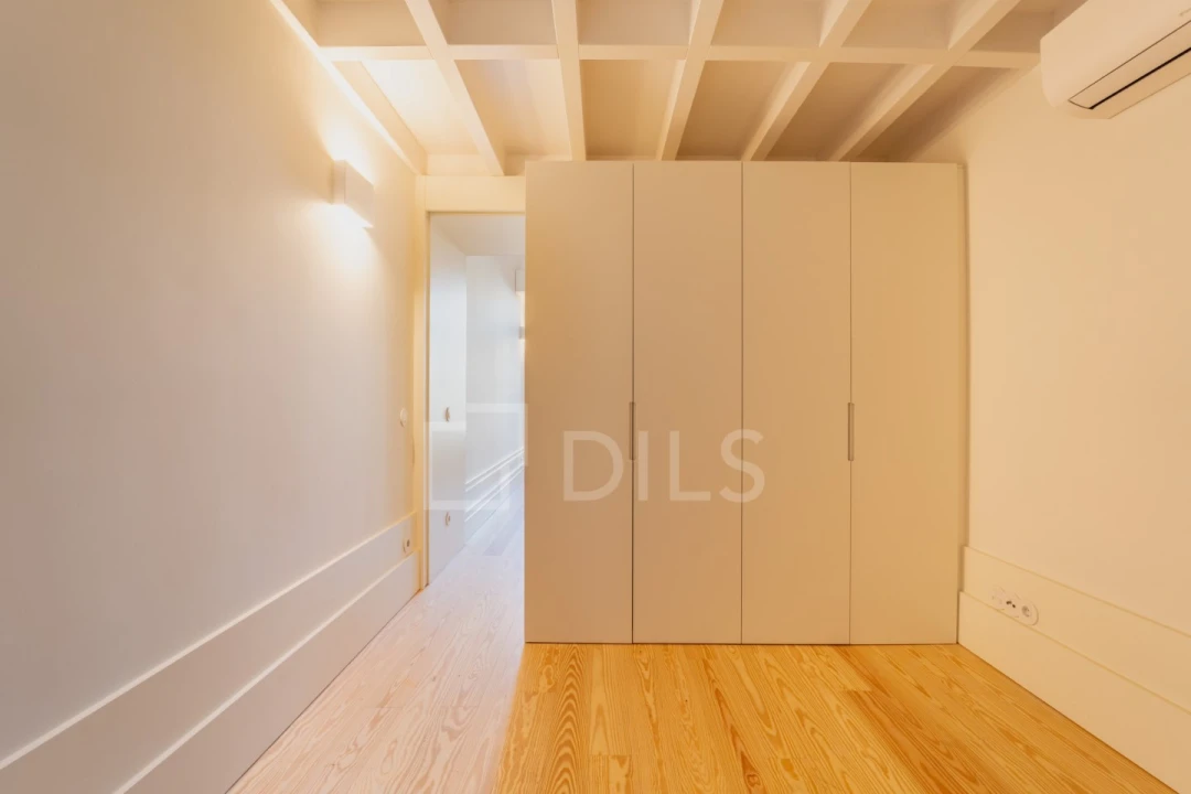 Apartamento T1 para Venda em Cedofeita, Santo Ildefonso, Sé, Miragaia, São Nicolau e Vitória Foto 3