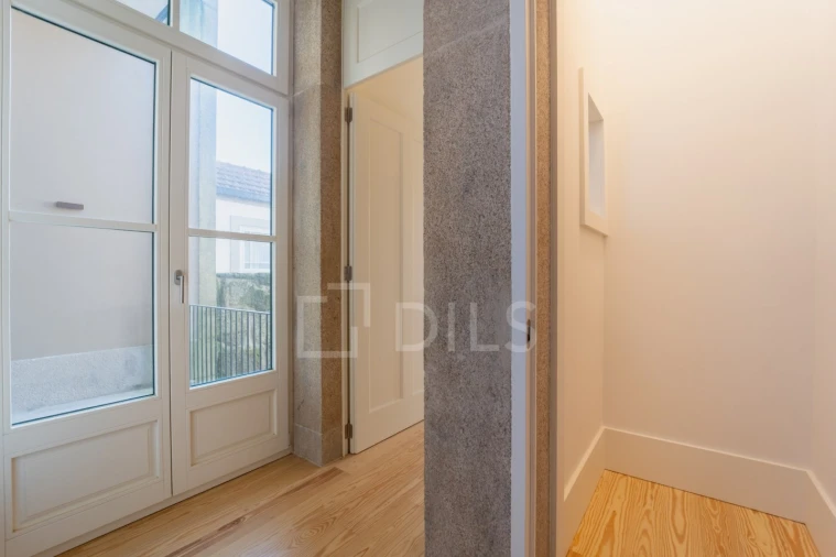 Apartamento T1 para Venda em Cedofeita, Santo Ildefonso, Sé, Miragaia, São Nicolau e Vitória Foto 16