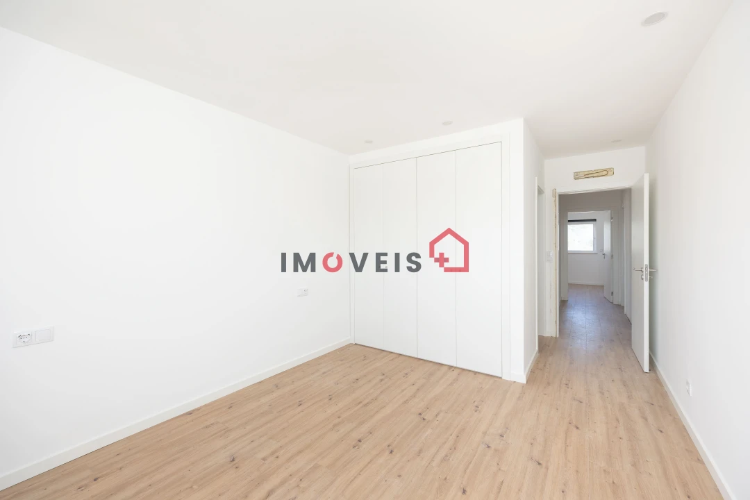 Moradia T3 para Venda em Aljubarrota Foto 14