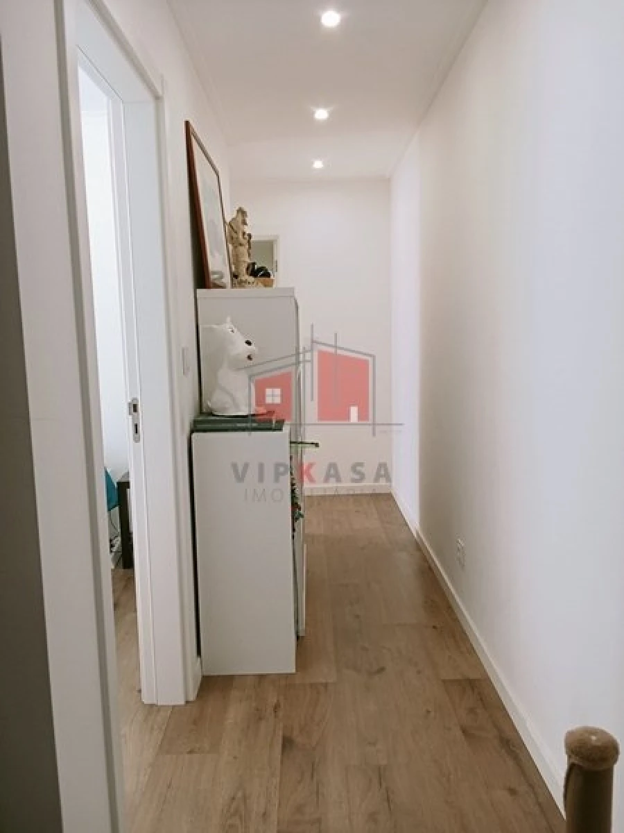 Apartamento T2 para Venda em Malveira e São Miguel de Alcainça Foto 18