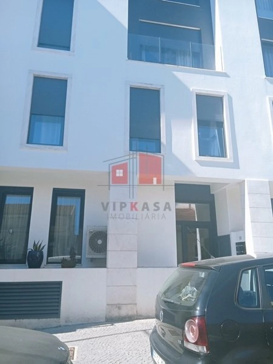 Apartamento T2 para Venda em Malveira e São Miguel de Alcainça