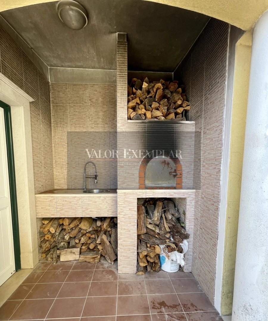 Moradia T4 para Venda em Atalaia e Alto Estanqueiro-Jardia Foto 15