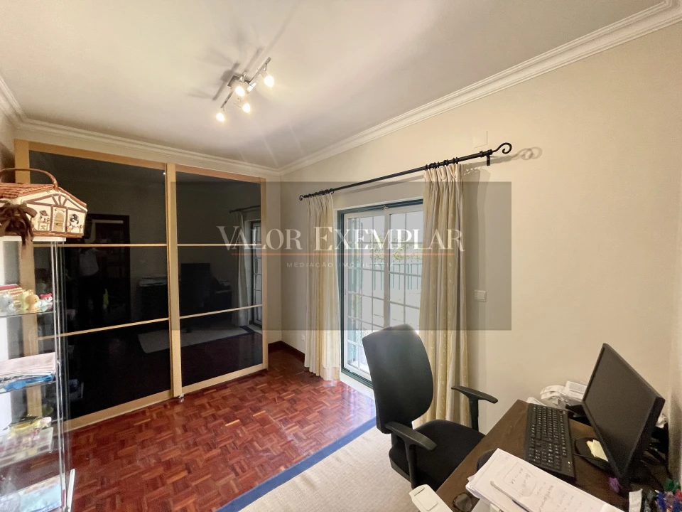 Moradia T4 para Venda em Atalaia e Alto Estanqueiro-Jardia Foto 16