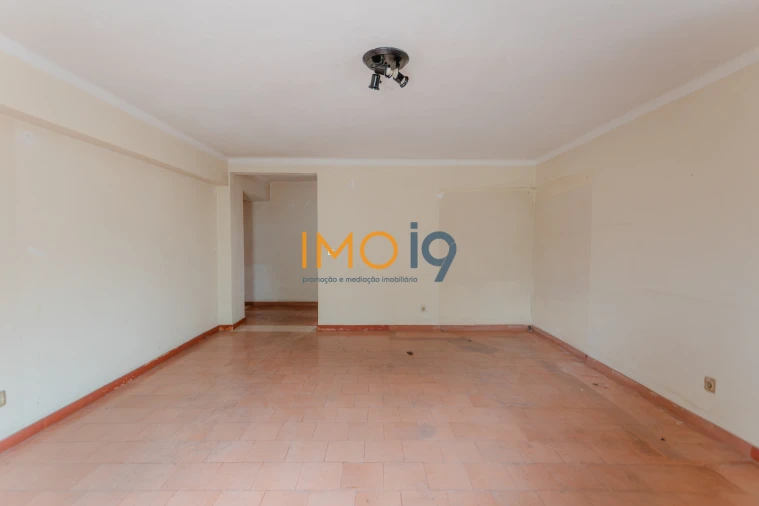 Apartamento T2 para Venda em Fatima Foto 10