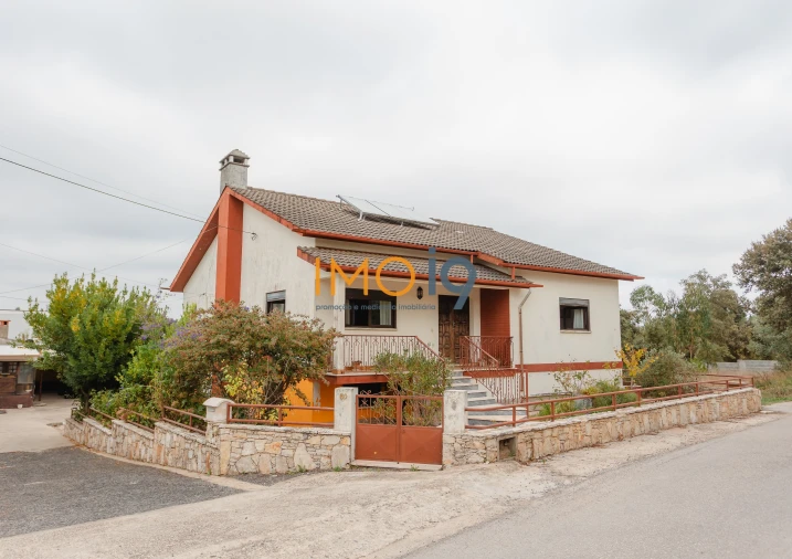 Apartamento T2 para Venda em Fatima Foto 1