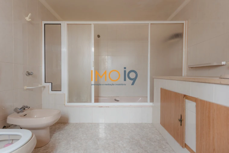 Apartamento T2 para Venda em Fatima Foto 16