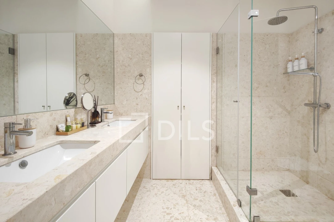 Apartamento T2 para Venda em Santo António Foto 8