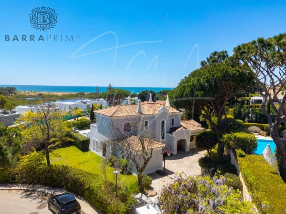 Moradia T5 para Venda em Almancil Foto 2