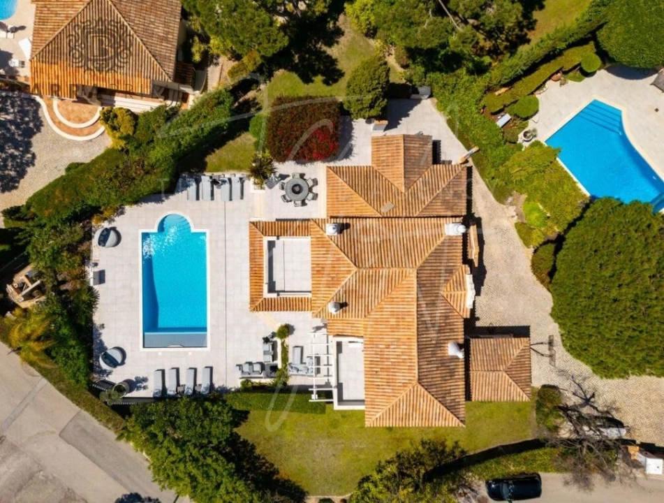 Moradia T5 para Venda em Almancil Foto 4