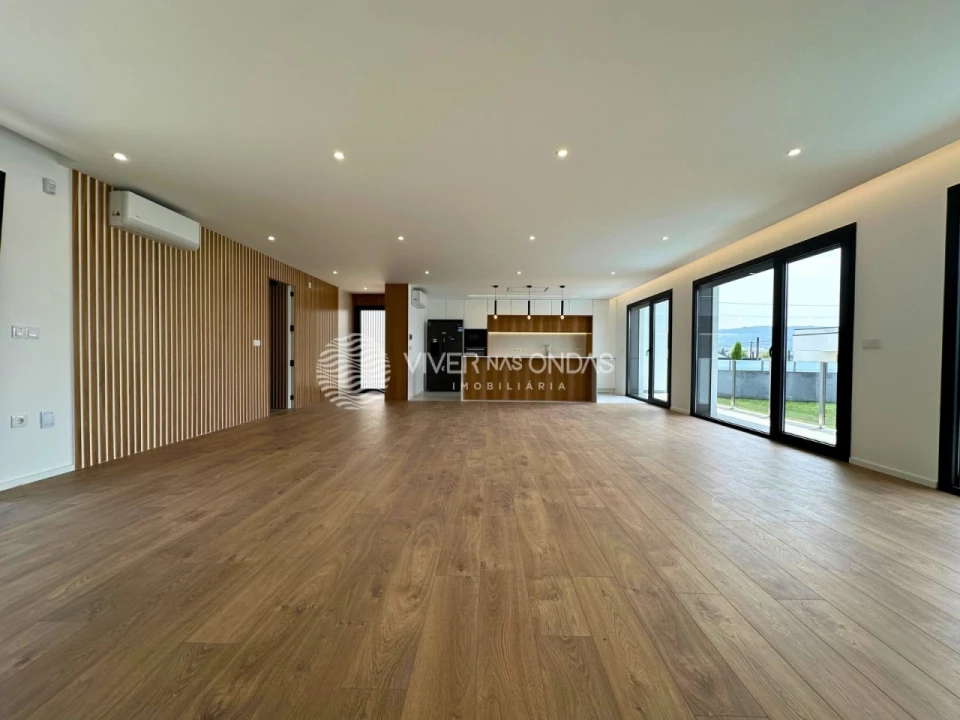 Moradia T3 para Venda em Merelim (São Paio), Panoias e Parada de Tibães Foto 4