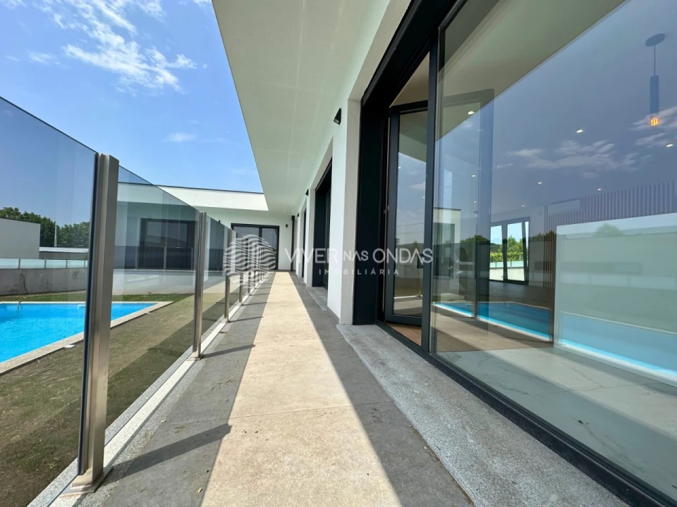 Moradia T3 para Venda em Merelim (São Paio), Panoias e Parada de Tibães Foto 32