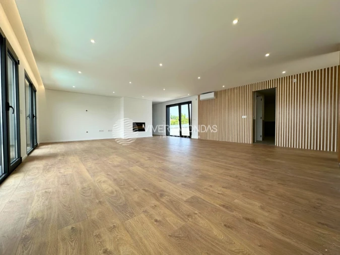 Moradia T3 para Venda em Merelim (São Paio), Panoias e Parada de Tibães Foto 3