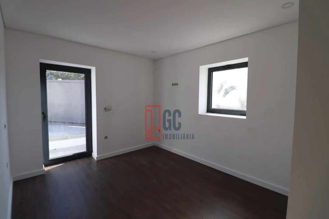 Moradia T2 para Venda em Pedroso e Seixezelo Foto 37